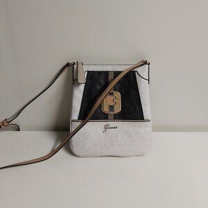 Guess crossbody purse